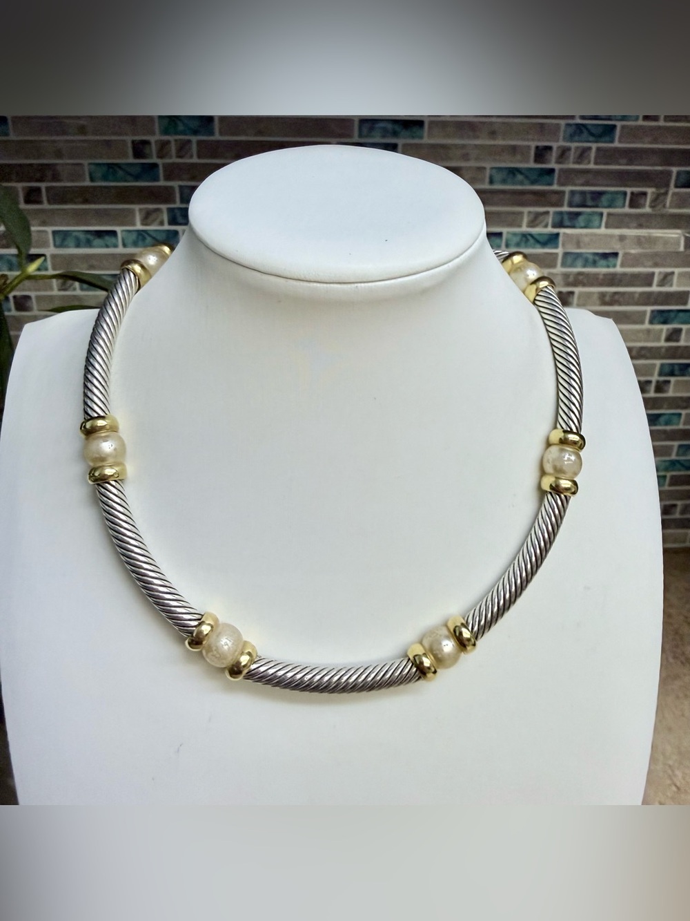 Mixed metal cable choker necklace